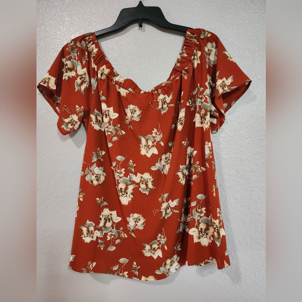 Sweet Wanderer floral blouse